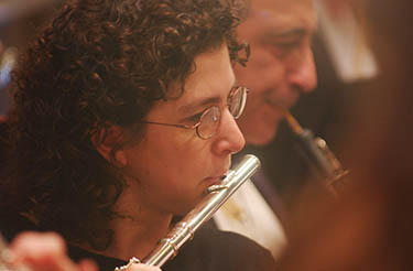 Beth Amis, Flute