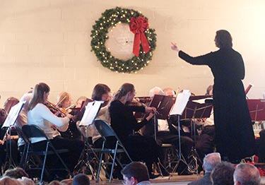 Judith Zuckerman conducts Parkway Concert Orchestra's Winter Concert