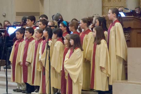 Holy Name Youth Choir; Thomas Manguem, Director